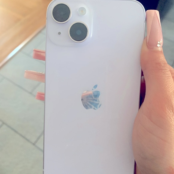 Apple Cell Phones & Accessories Iphone 4 Purple Locked To T Mobile